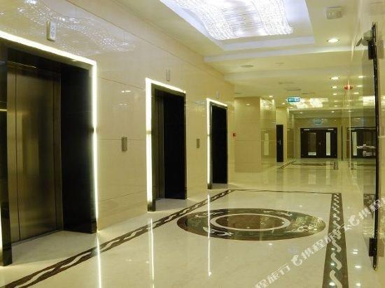 Ambasador Centrum Лодзь Екстер'єр фото